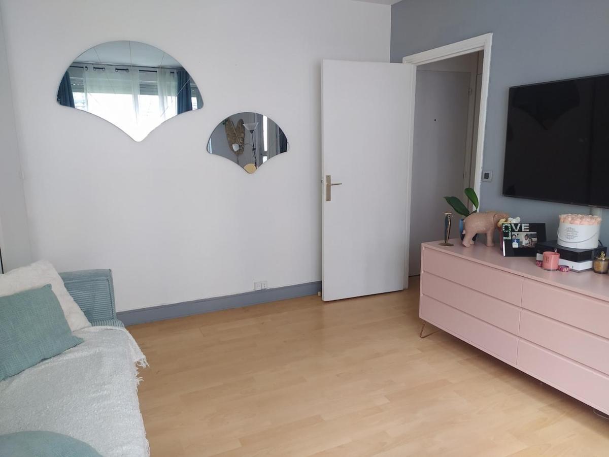 Pres Des Champs Elysees Appartement Parijs